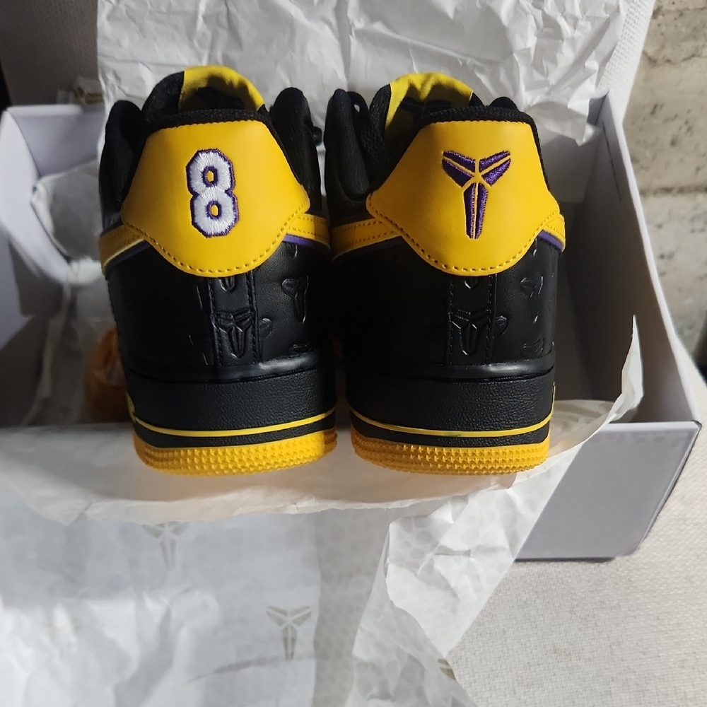 Nike Air Force 1 QS Kobe Away Numbered - Picture 6 of 6